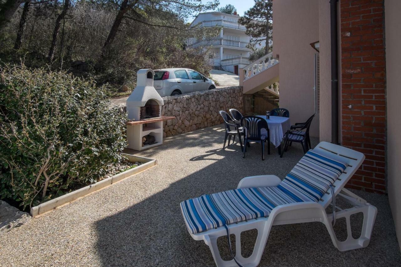 Apartman Cubranic Apartment Vrbnik Luaran gambar