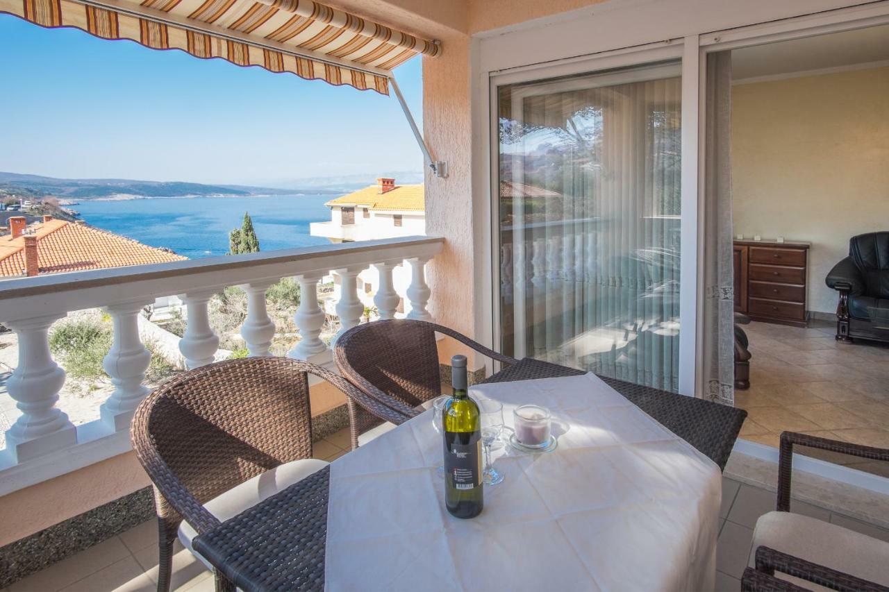 Apartman Cubranic Apartment Vrbnik Luaran gambar