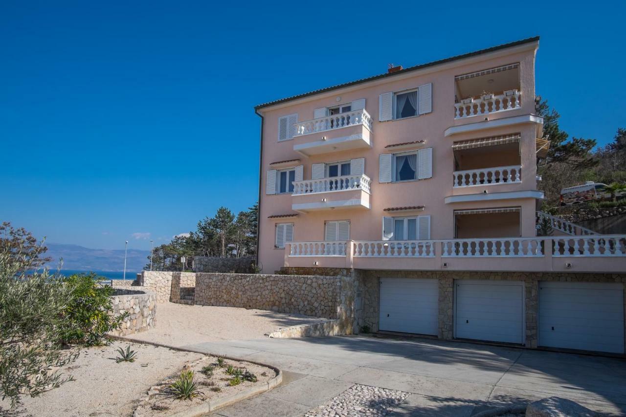 Apartman Cubranic Apartment Vrbnik Luaran gambar